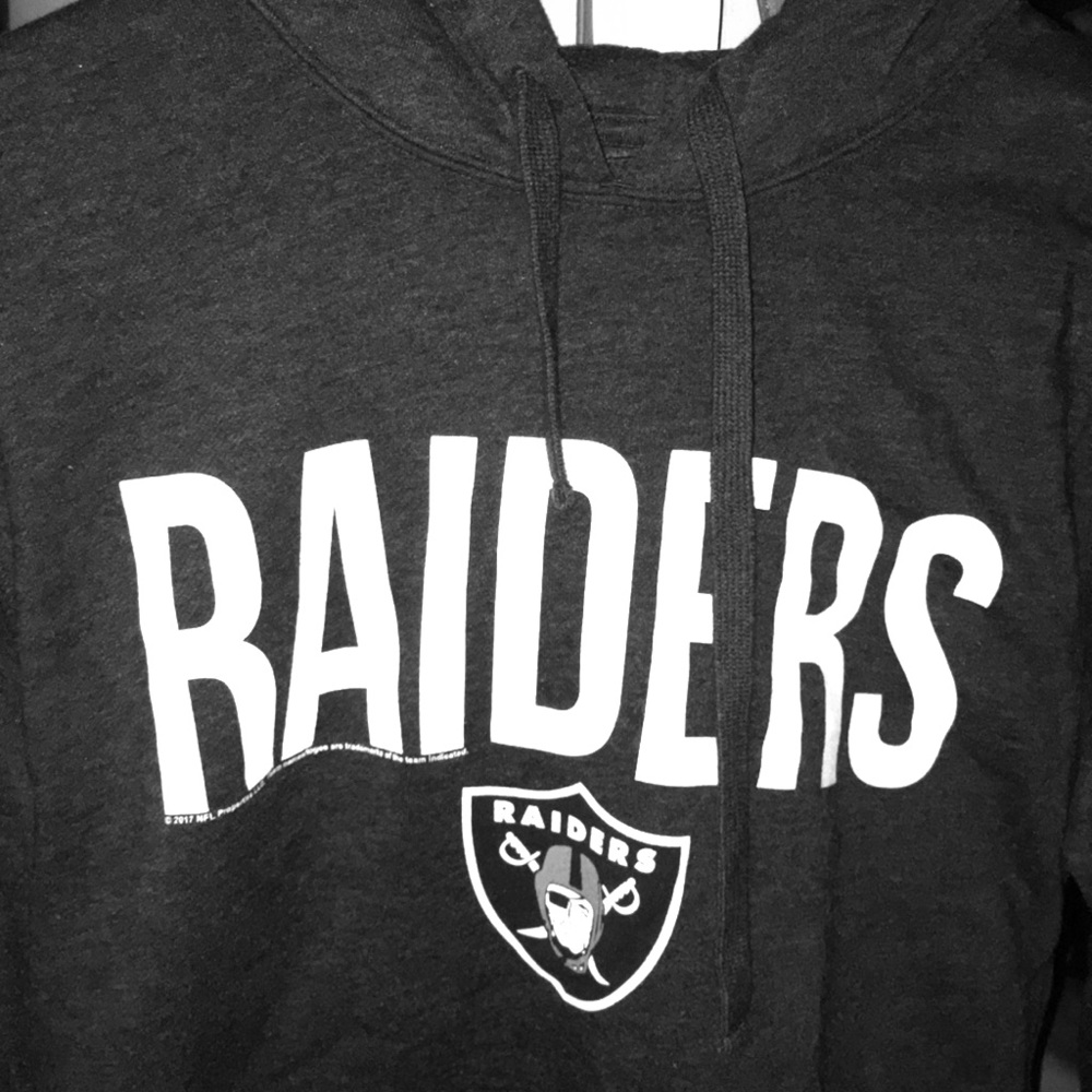 RAIDERS HOODIE 🏈